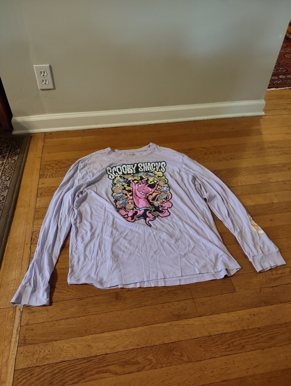 lilac purple Scooby Doo Scooby snacks whimsical long sleeved graphic tee size XL
